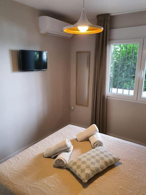 Front Mer - Sublime Appartement Moderne Et Confortable エステポナ エクステリア 写真