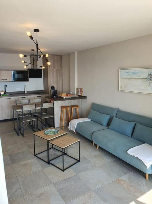 Front Mer - Sublime Appartement Moderne Et Confortable エステポナ エクステリア 写真